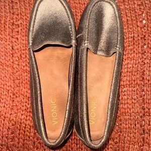 Vionic Women's Shimmering Silver Loafers